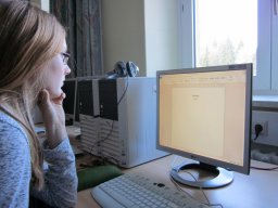 01 Chefreporter bei der Arbeit